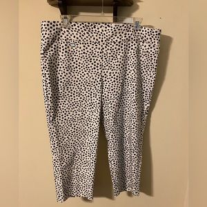 NWT ALFANI PLUS Dress Capris